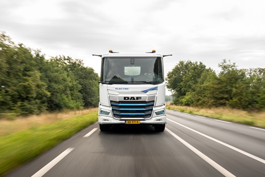 1704-New-Generation-DAF-XD-Electric