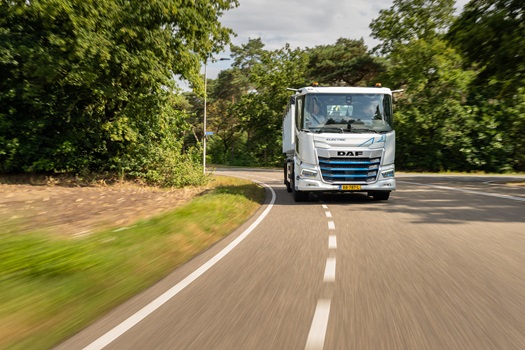 1723-New-Generation-DAF-XD-Electric